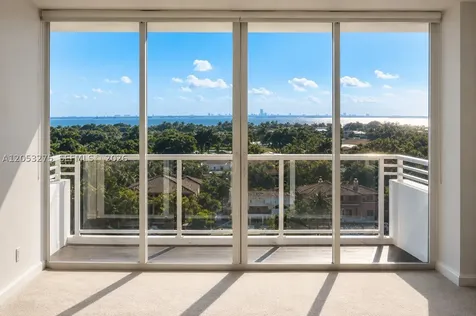 5600 Collins Avenue Miami Beach FL 33140