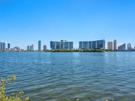 3215 NE 184th Street Aventura FL 33160