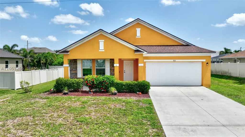 1913 SW 26th Terrace Cape Coral FL 33914