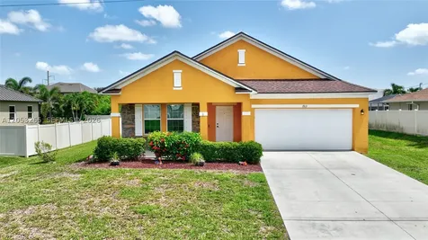 1913 SW 26th Terrace Cape Coral FL 33914