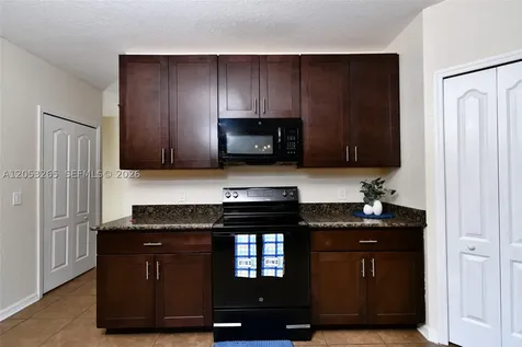 1913 SW 26th Terrace Cape Coral FL 33914