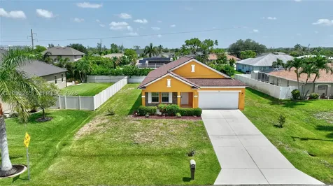 1913 SW 26th Terrace Cape Coral FL 33914