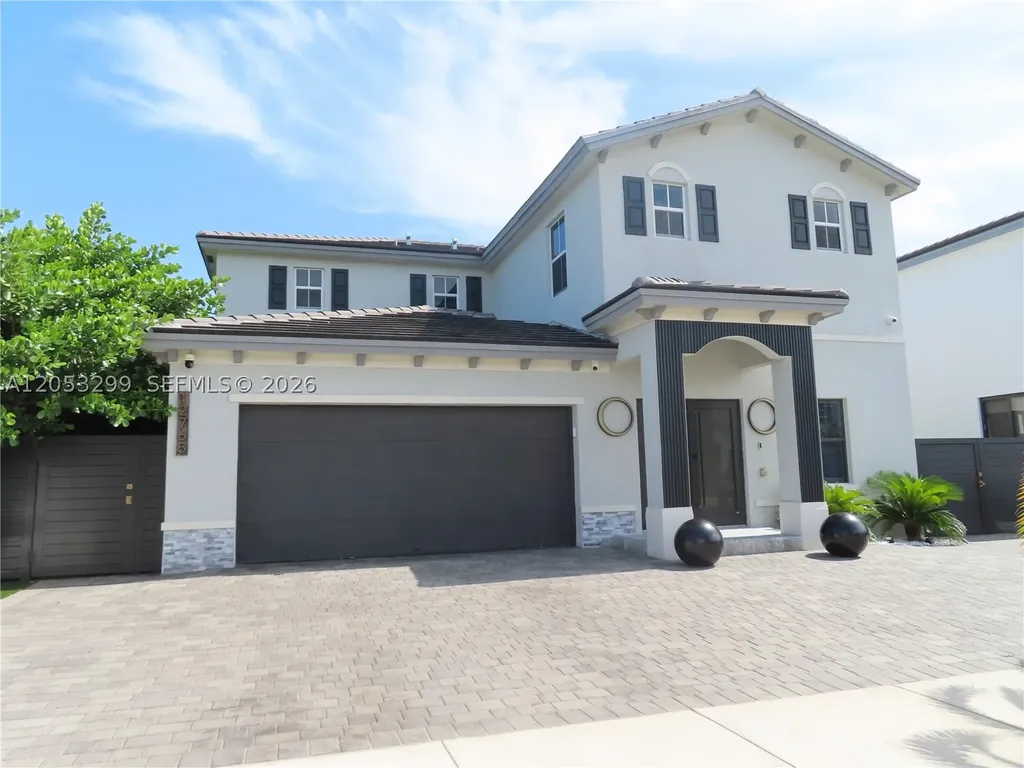 12765 SW 210th Terrace Miami FL 33177