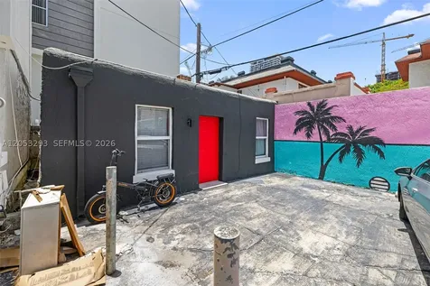 417 NE 26th Street Miami FL 33137