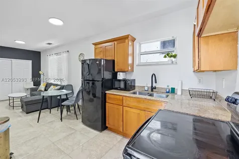 417 NE 26th Street Miami FL 33137