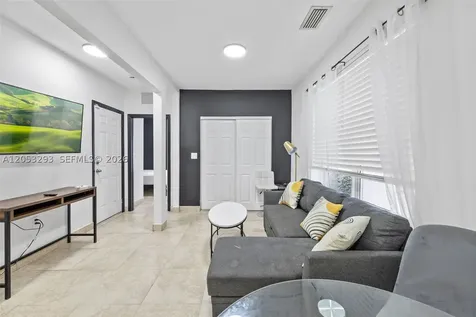 417 NE 26th Street Miami FL 33137