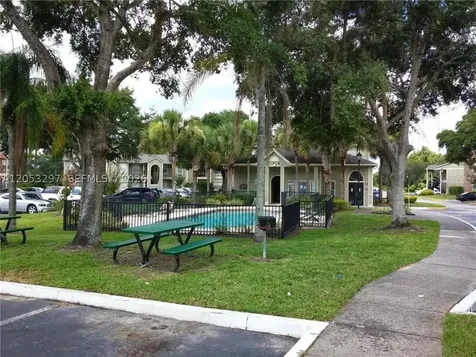 2550 N Alafaya Orlando FL 32826