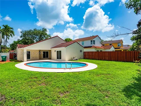 11747 SW 90th Terrace Miami FL 33186