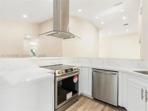 11747 SW 90th Terrace Miami FL 33186