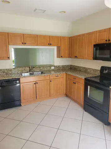 2578 SW 82 Avenue Miramar FL 33025