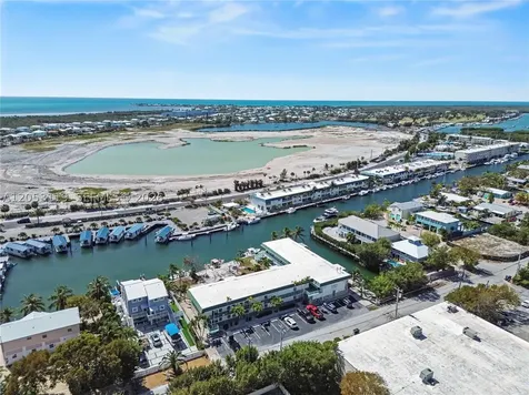 5301 Ocean Terrace Marathon FL 33050
