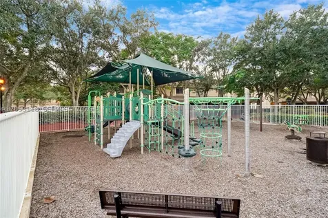 3903 Tree Top Drive Weston FL 33332