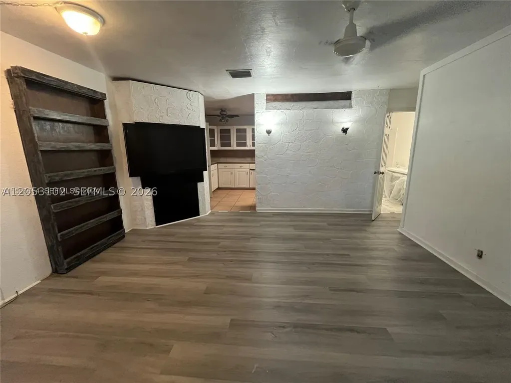 2200 SW 42nd Way Fort Lauderdale FL 33317