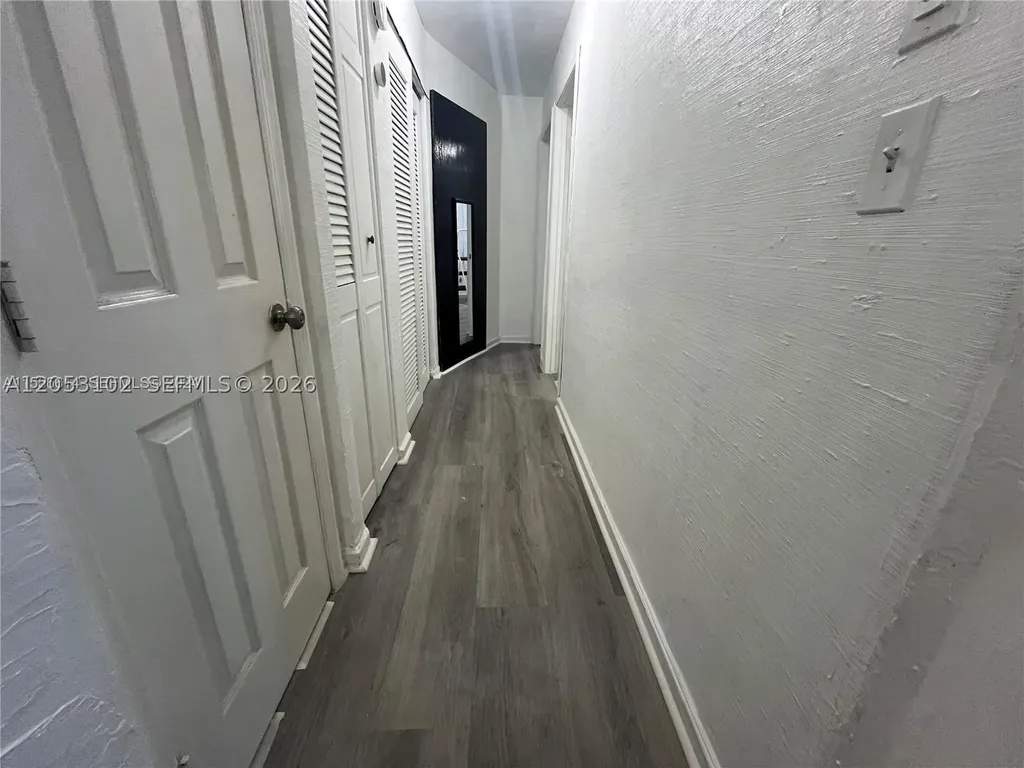 2200 SW 42nd Way Fort Lauderdale FL 33317