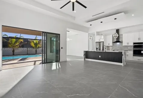109 SW 37th Place Cape Coral FL 33991