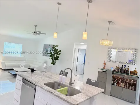 700 Connecticut Lehigh Acres FL 33936