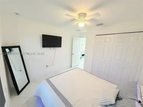 700 Connecticut Lehigh Acres FL 33936