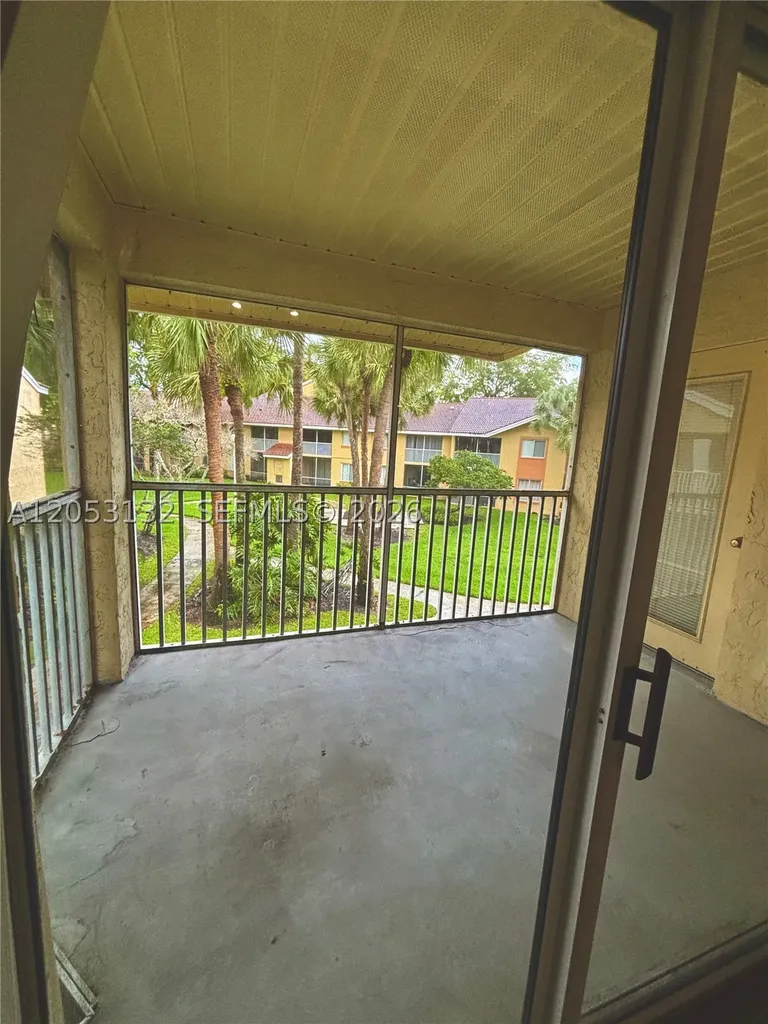 1040 Coral Club Drive Coral Springs FL 33071