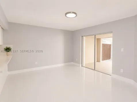 1104 SW 118th Court Miami FL 33184