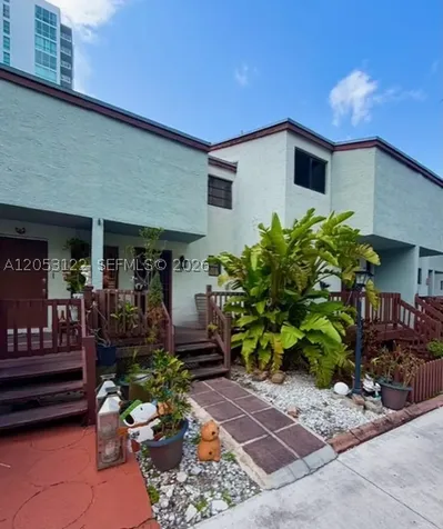 1901 NW S River Drive Miami FL 33125