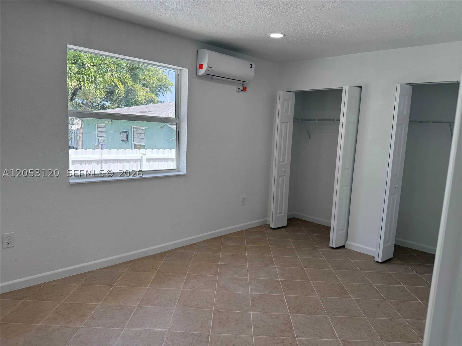 2120-2122 Thomas Street Hollywood FL 33020
