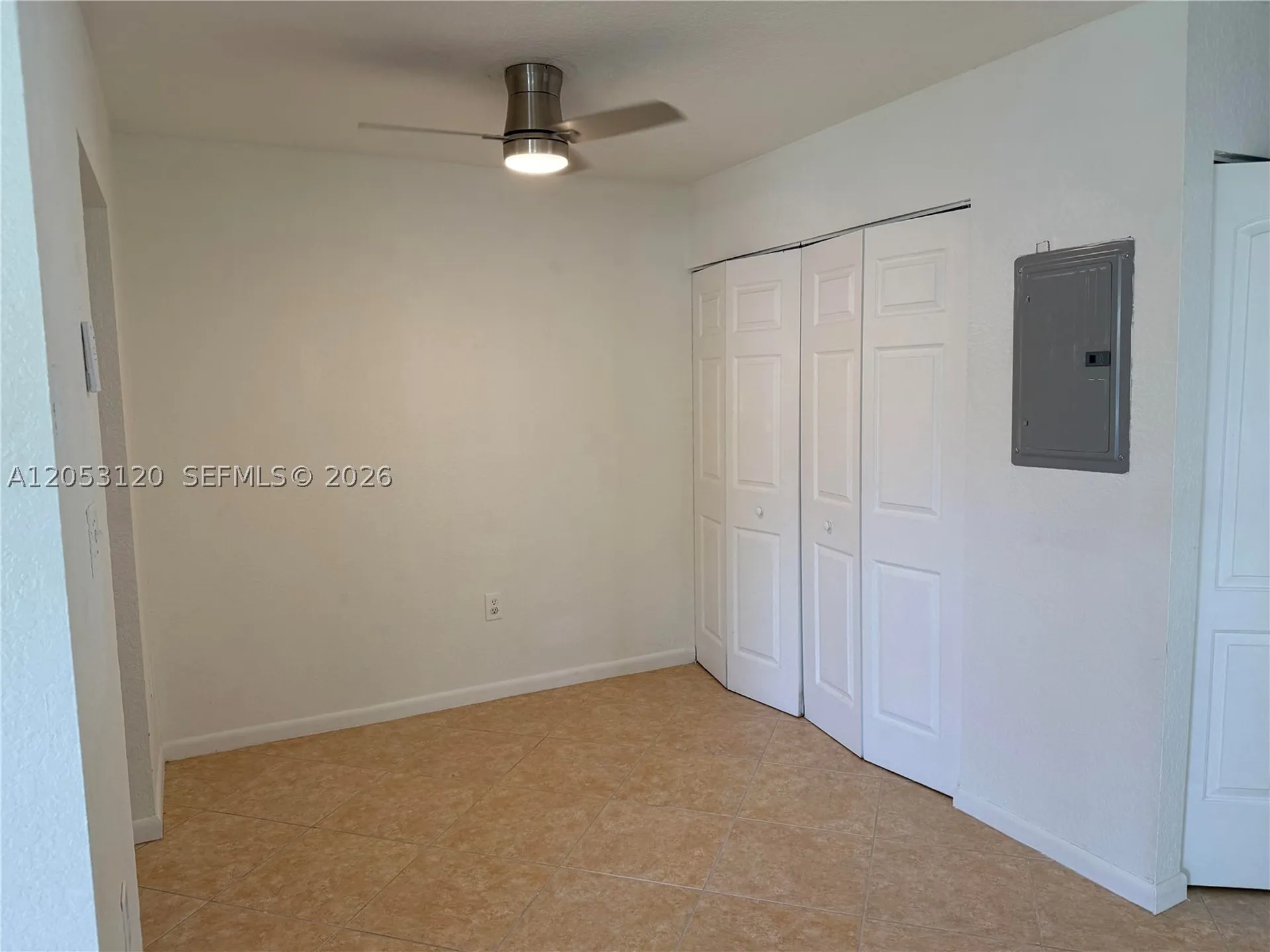 2120-2122 Thomas Street Hollywood FL 33020