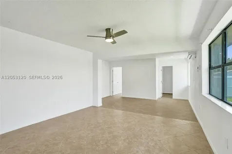 2120-2122 Thomas Street Hollywood FL 33020