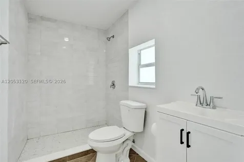 2120-2122 Thomas Street Hollywood FL 33020
