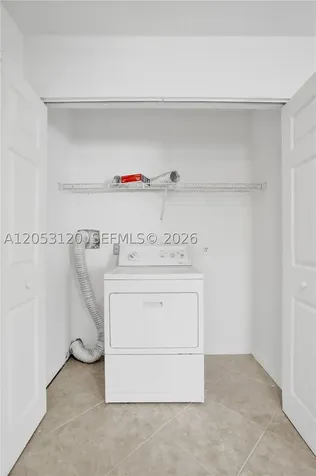 2120-2122 Thomas Street Hollywood FL 33020