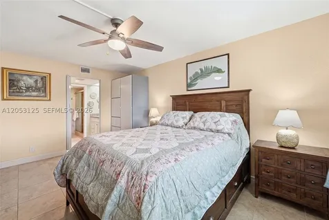 Pembroke Pines FL 33027