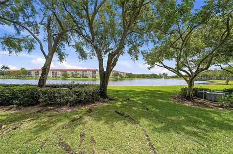Pembroke Pines FL 33027