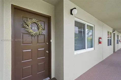 Pembroke Pines FL 33027