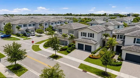 1367 SE 26th Terrace Homestead FL 33035