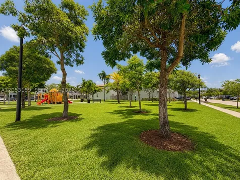 1367 SE 26th Terrace Homestead FL 33035