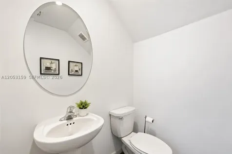 1367 SE 26th Terrace Homestead FL 33035