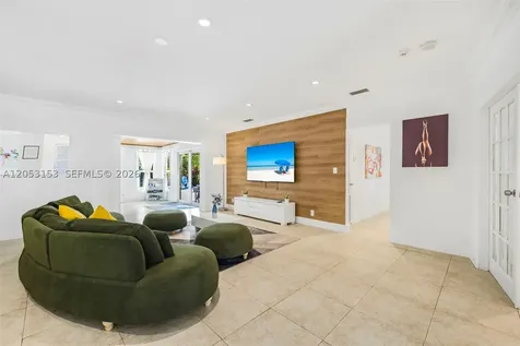 11121 Griffing Boulevard Biscayne Park FL 33161