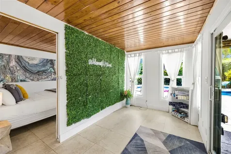 11121 Griffing Boulevard Biscayne Park FL 33161