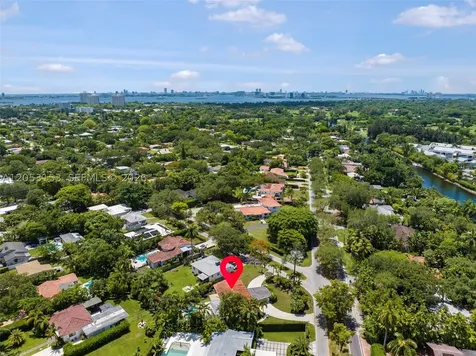 11121 Griffing Boulevard Biscayne Park FL 33161