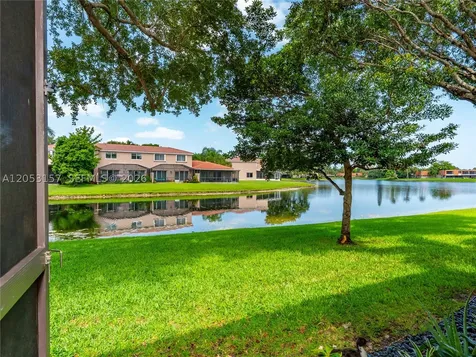 1707 SW 109th Terrace Davie FL 33324