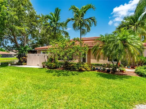 1707 SW 109th Terrace Davie FL 33324