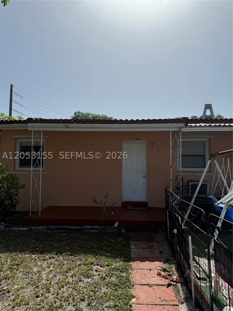 708 N 20th Court Hollywood FL 33020