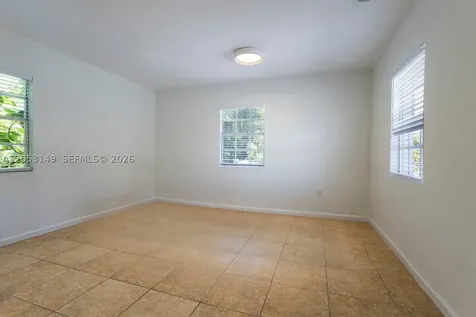 3628 Thomas Avenue Miami FL 33133