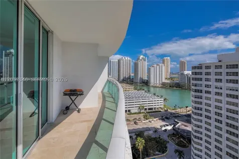 950 Brickell Bay Drive Miami FL 33131