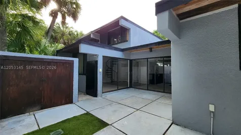 6439 Lemon Tree Lane Miami Lakes FL 33014