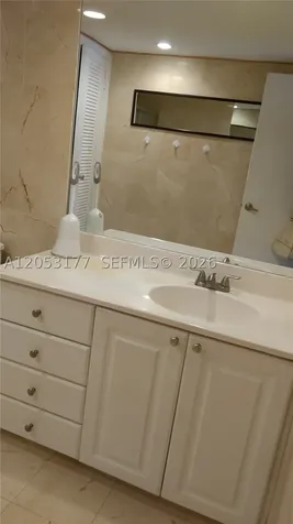 19390 Collins Avenue Sunny Isles Beach FL 33160