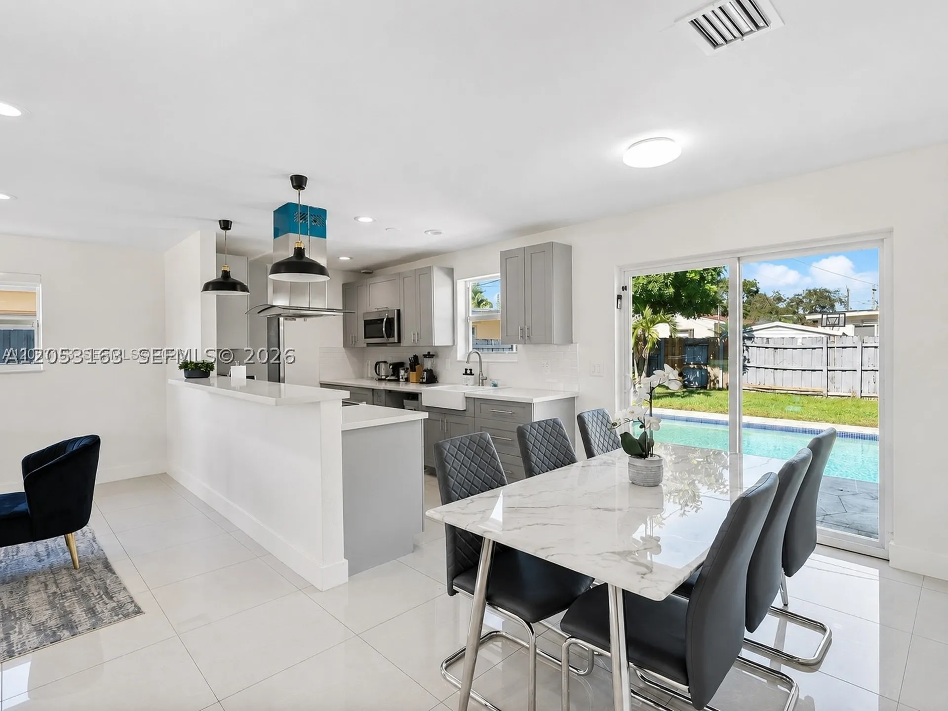 6441 Meade Street Hollywood FL 33024