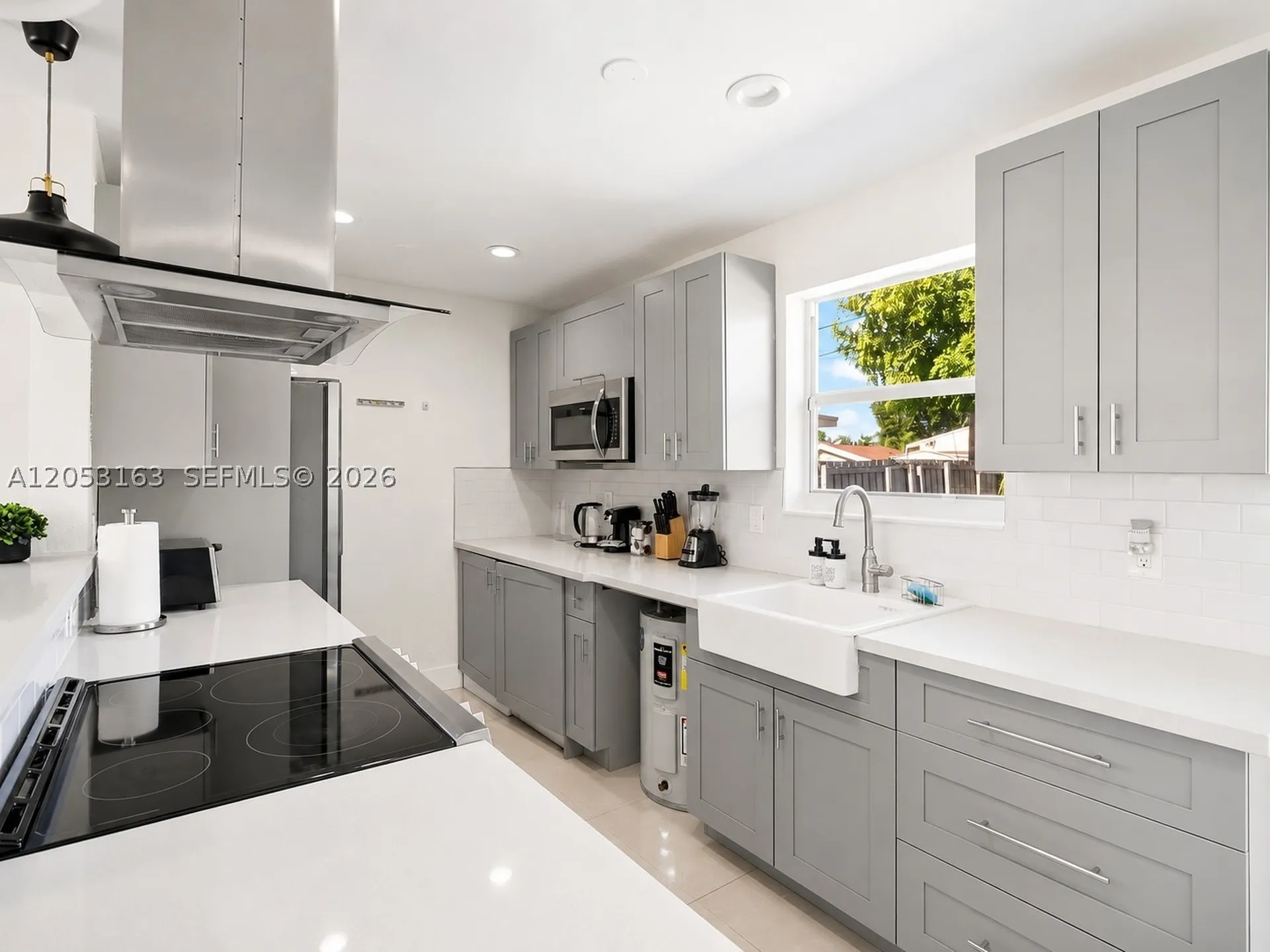 6441 Meade Street Hollywood FL 33024