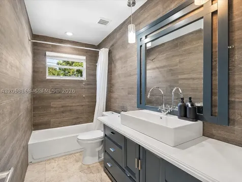 6441 Meade Street Hollywood FL 33024