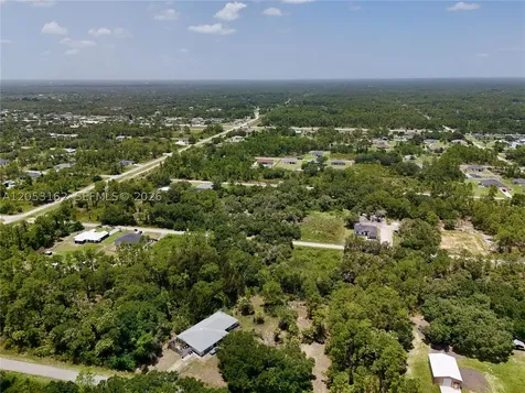 1210 Mcarthur Avenue Lehigh Acres FL 33972