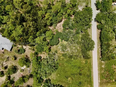 1210 Mcarthur Avenue Lehigh Acres FL 33972